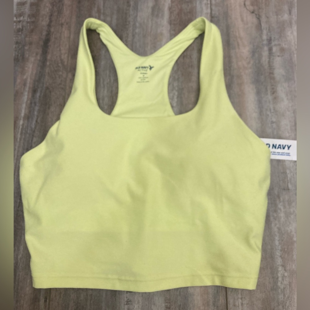Old Navy Active workout top/sports bra size Small NWT